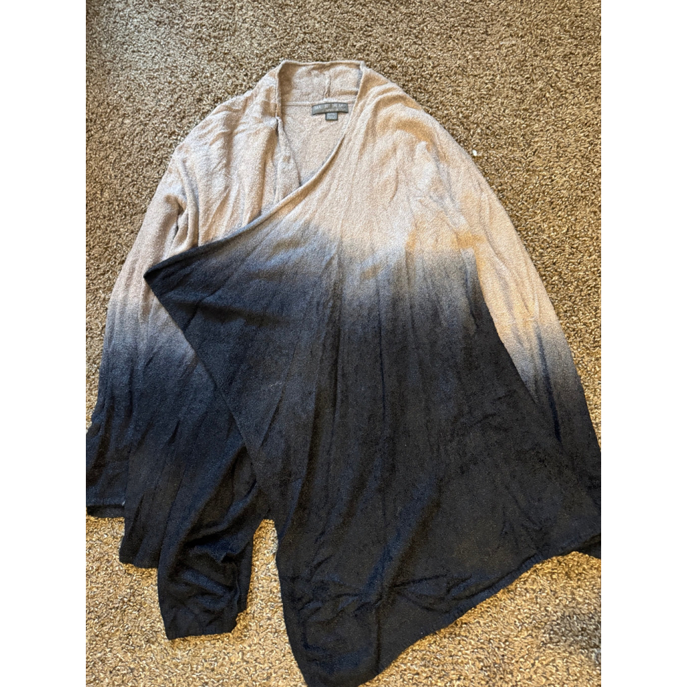 Barefoot Dreams Women's Cardigan L Gray Black Ombre - Picture 3 of 6